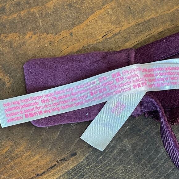 Pink Victoria's Secret Date Wireless Push Up Bra Burgundy Lace Women's 36DDD - Picture 6 of 8